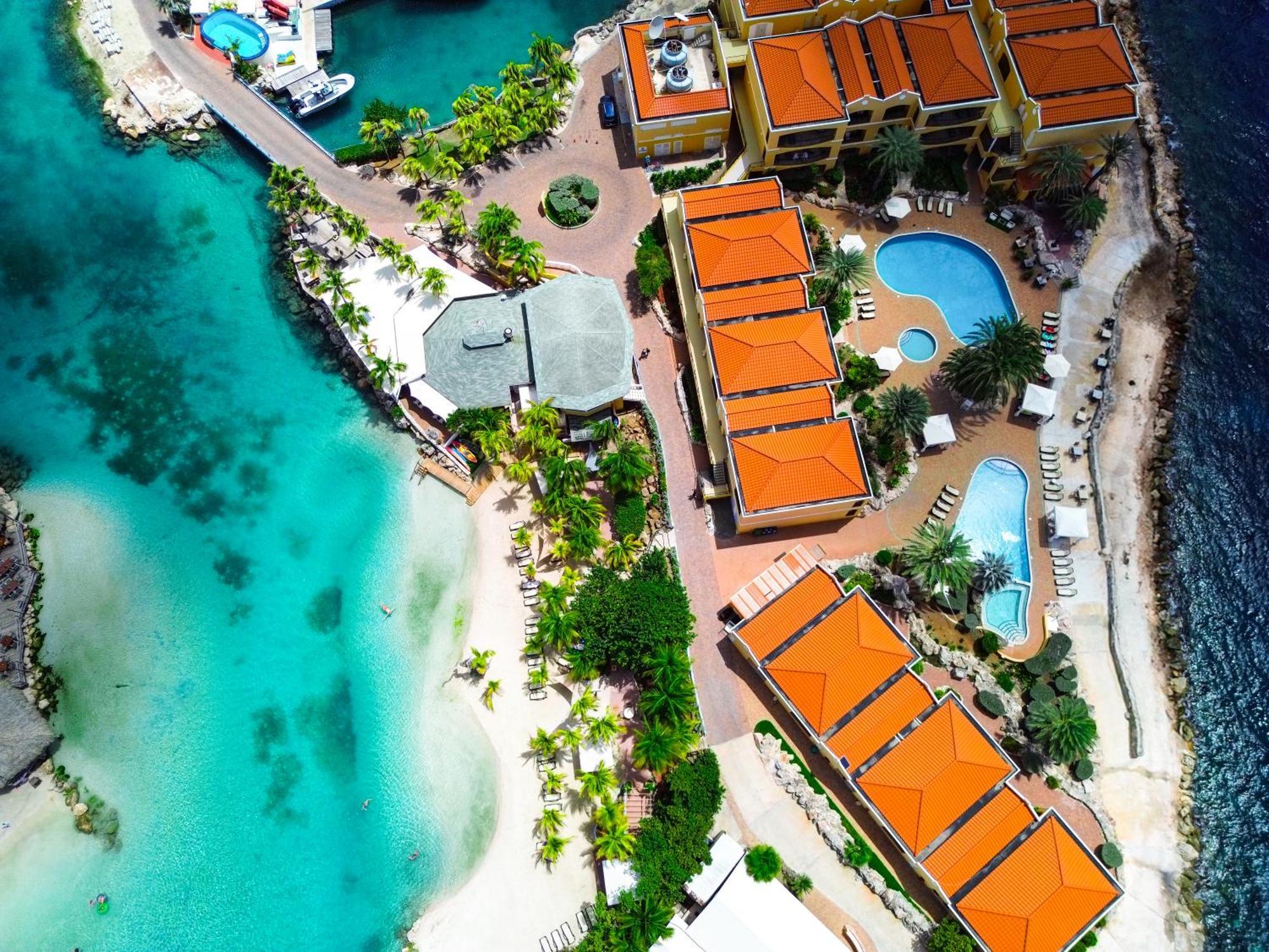The Royal Sea Aquarium Resort Willemstad Exterior foto